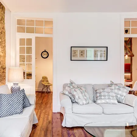 Historical Gem In Baixa